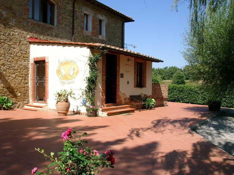 Agriturismo Antico Borgo Poggitazzi 테라누오바 브라씨올리니 외부 사진