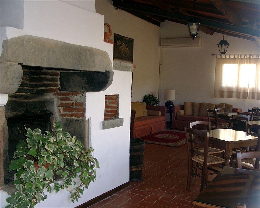 Agriturismo Antico Borgo Poggitazzi 테라누오바 브라씨올리니 외부 사진