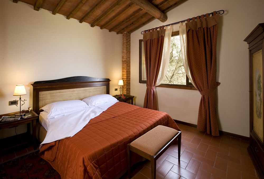Agriturismo Antico Borgo Poggitazzi 테라누오바 브라씨올리니 외부 사진