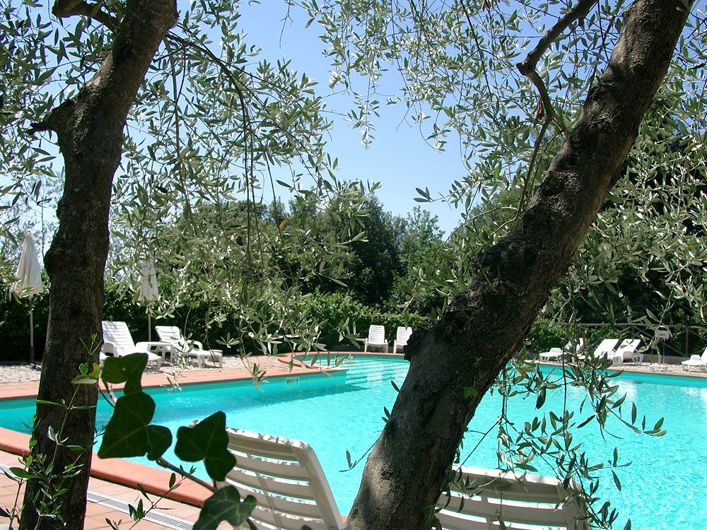 Agriturismo Antico Borgo Poggitazzi 테라누오바 브라씨올리니 외부 사진